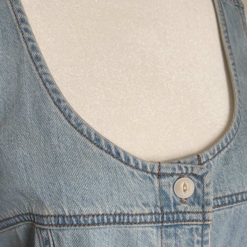 Madewell Denim button front vest Fitzgerald wash light  Blue Denim Button Tank - Picture 3 of 7